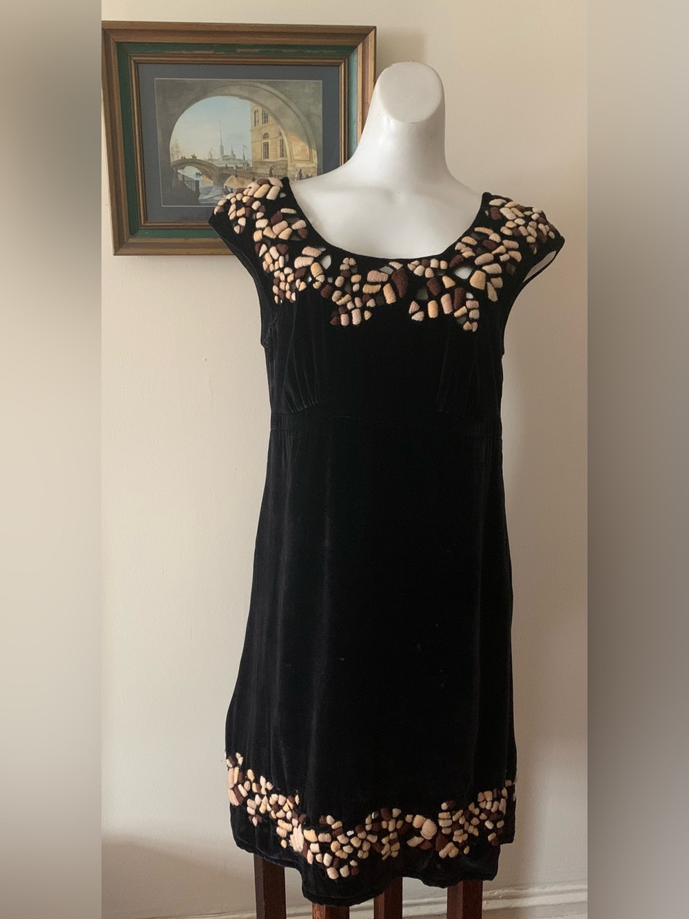 Runway Collection Fall/Winter 2007 Allegra Hicks Black Velvet Embellished Dress
